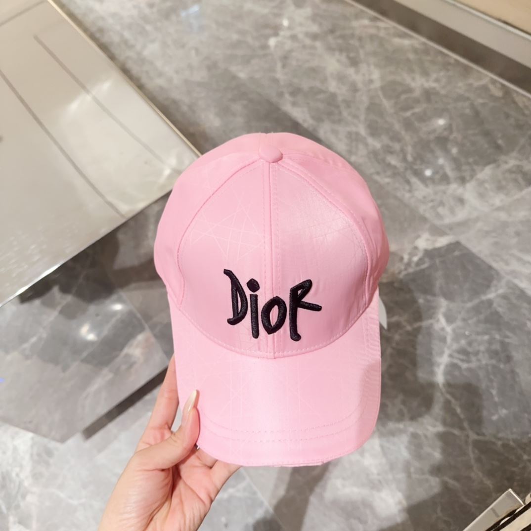 Christian Dior Caps